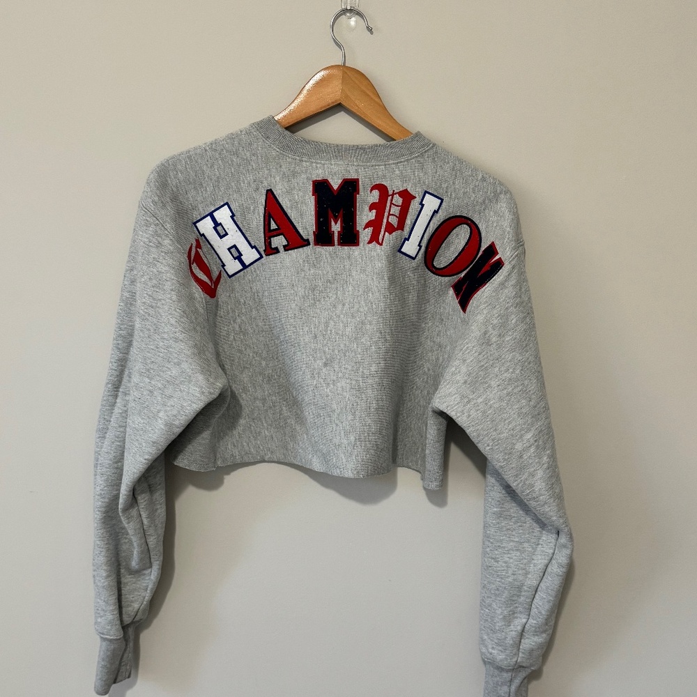 CHAMPION Crop Sweatshirt LIKE NEW Women's XS